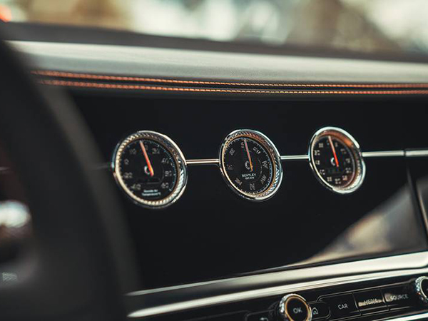 Bentley Continental GT... سيارة للنخبة وليست لمهووسي السيارات